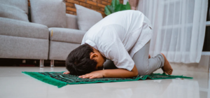 Apprends la prière avec Anas